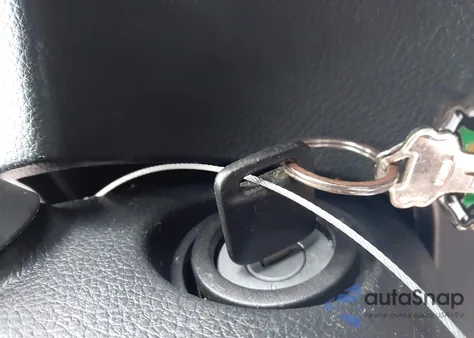 2017 Nissan Rogue S z USA, uszkodzony, nr VIN KNMAT2MV5HP616986